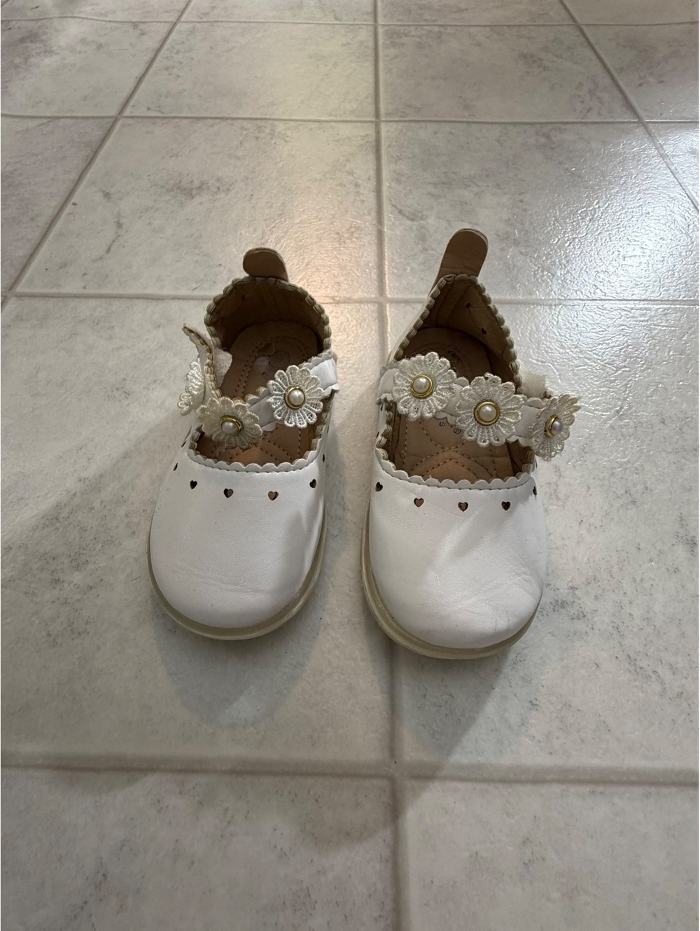 White floral toddler flats